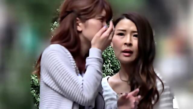 Amateur Asian Lesbians on Cam