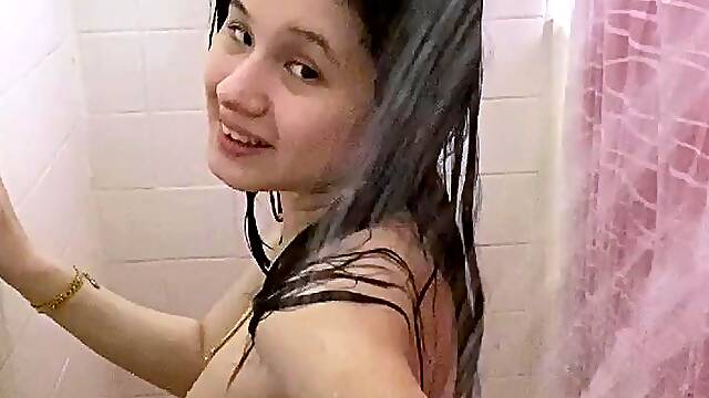 Small titted babe Jessie Andrews i