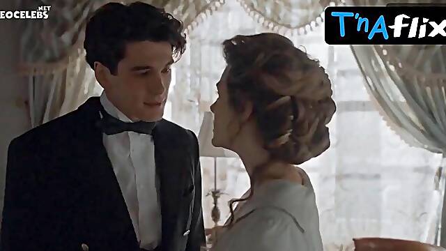 Amaia Salamancas Sexy Fuck Scene in Gran Hotel