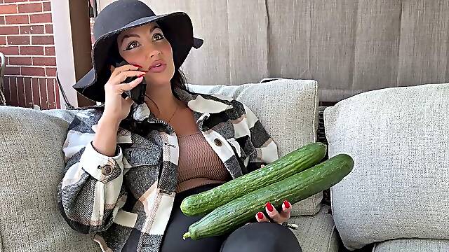 Melissa Jeanes Big-Butted Hentai Housewife 3-Ways 12in Cucumbers