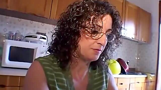 Shemale and girl videos