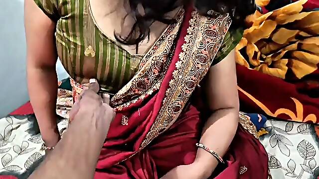 Desi Bhabhi Hardcore Mouth and Ass Fucking in While Dirty Hindi Talking