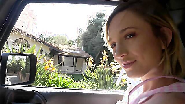 Holed presents : Ride Share Ass Share - Eliza Jane