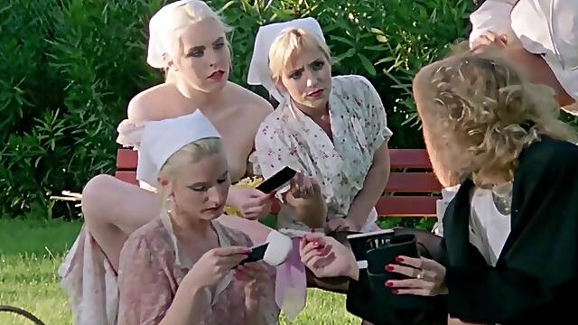 Pretty Peaches (HD Retro video)