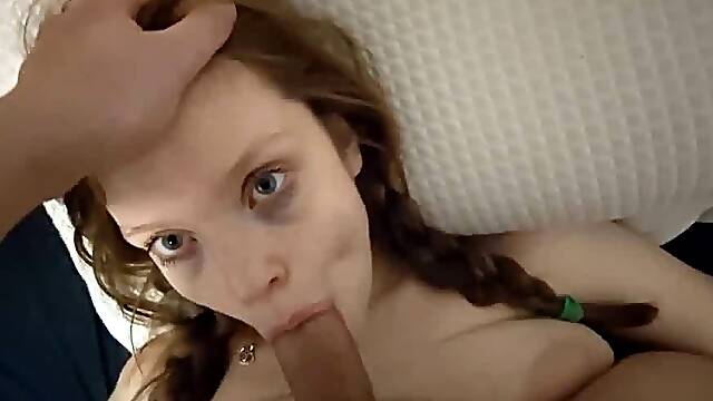 Tinder date with glasses sucks so good
