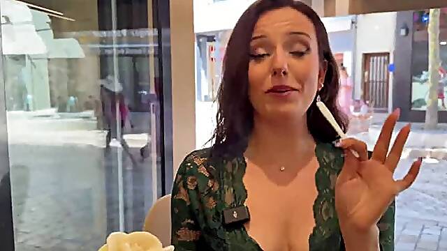 Khaly 25 ans plus coquine que jamais
