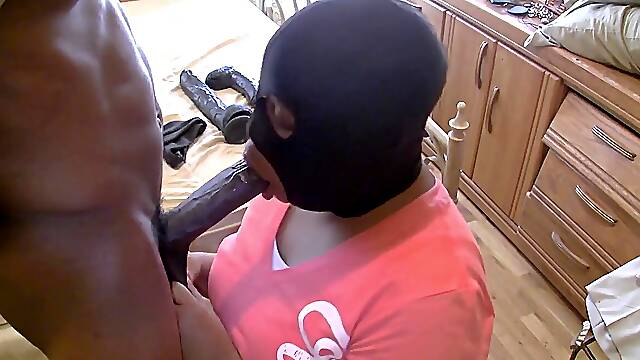 Masked BBC gives whore a deepthroat facial
