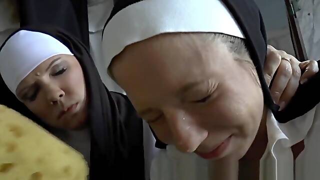 Les nun throats anal toy