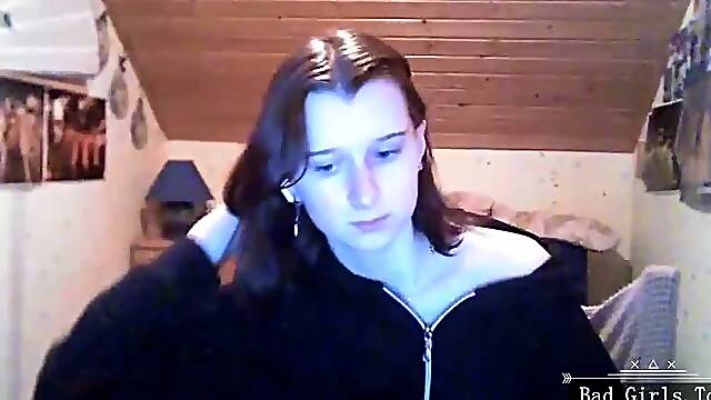 Very cute skinny brunette cam teen babe