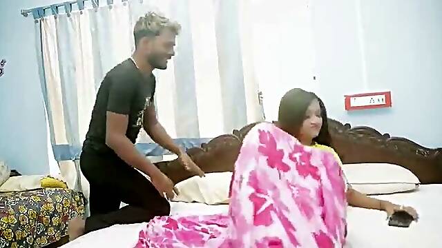 Chachi ke ghar jaake uski sauteli beti ko chod diya