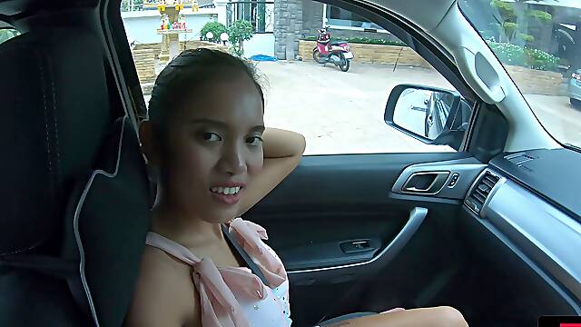 Thai Euro couple public fun and home sex