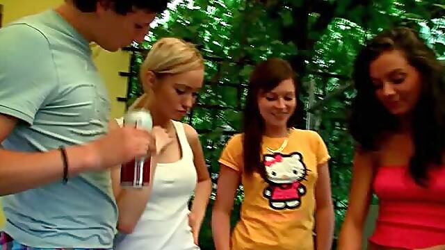 Kinky Teen Couple Fuck Hard After A Barbecue