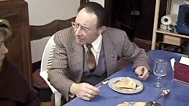Ella No Quiere Por El Culo, Duras Nalgadas, Nalgadas Y Follada