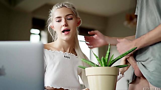 I got creampied during a zoom class