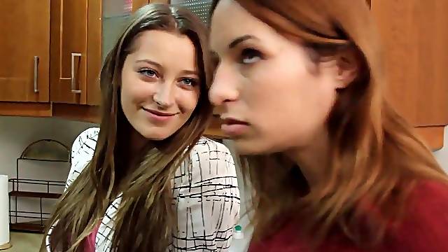Lesbo Orgasmo, Circoncisi, Sortporn Completo