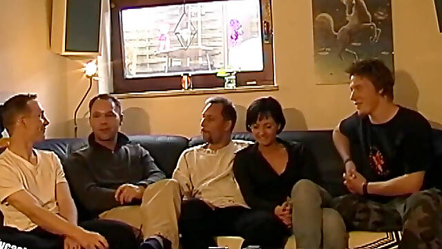 Lisa makes Mannie to a cuckold