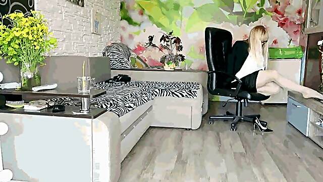 No arms on one leg WMV