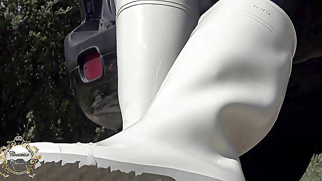 Wellies sow! Wanking as I want it part 1