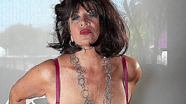 Old Pretty and Hairy Nylon Hooker