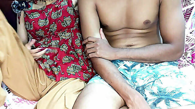 Friend Ke Ghar Pe Chudvayi Mene