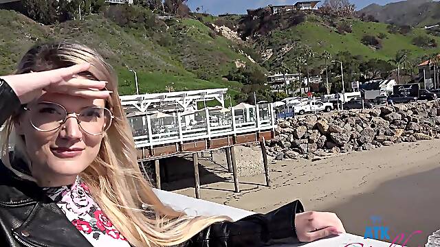 Riley Rose stops for a piss in a car, showing her slutty side.